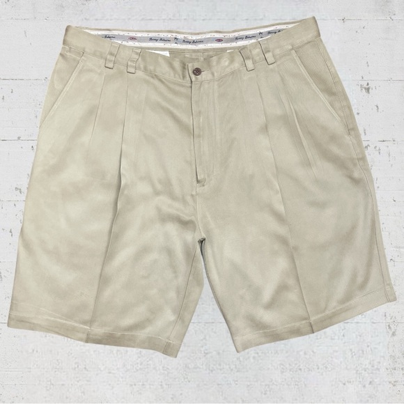 Tommy Bahama Men’s 100% Silk Pleated Front Tan Chino Shorts Size 38 Resortwear - Picture 1 of 7